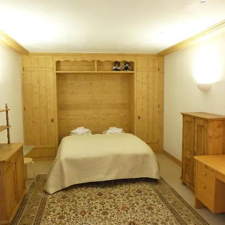 Apartment Crans-montana Sleeps 8 Wifi