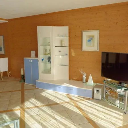 Apartment Crans-montana Sleeps 8 Wifi Crans-Montana