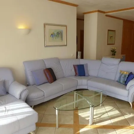 Crans-montana Sleeps 8 Wifi Apartmán *