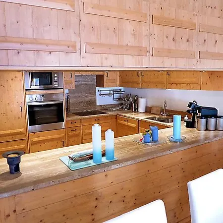 Crans-montana Sleeps 8 Wifi Apartmán